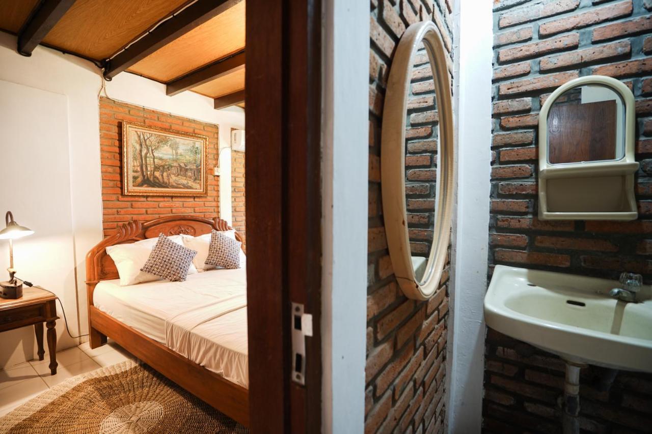 Katang - Katang Guest House Denpasar Zewnętrze zdjęcie