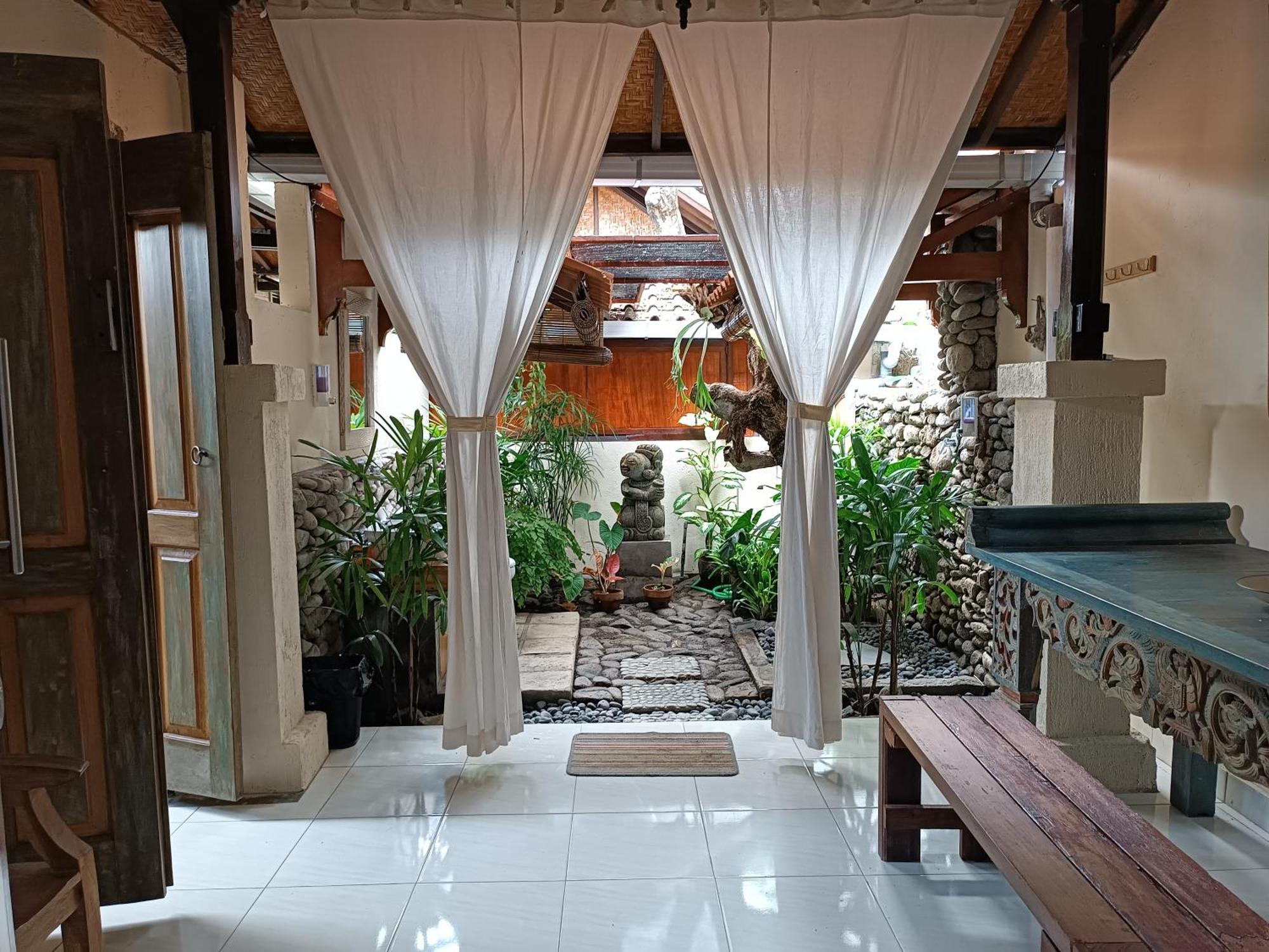 Katang - Katang Guest House Denpasar Zewnętrze zdjęcie
